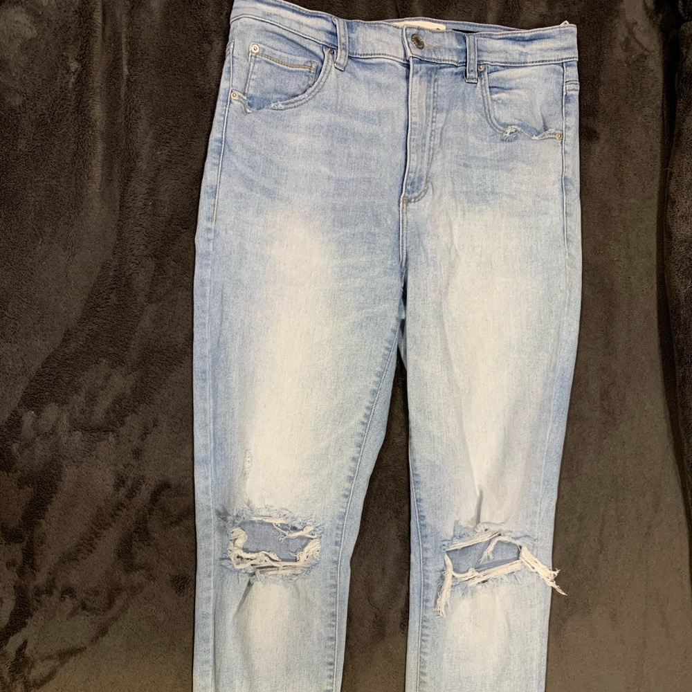 Light wash jeans
